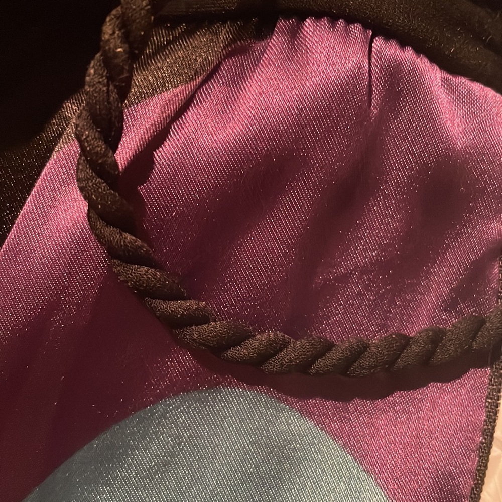 2 dresses - Picture 11 of 17